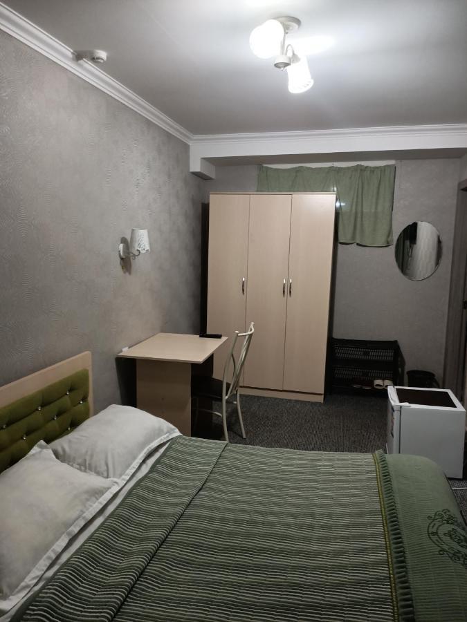 Makenty House Astana Vandrarhem Exteriör bild