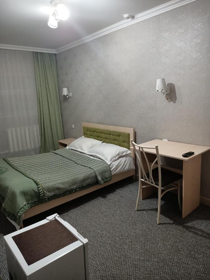 Makenty House Astana Vandrarhem Exteriör bild