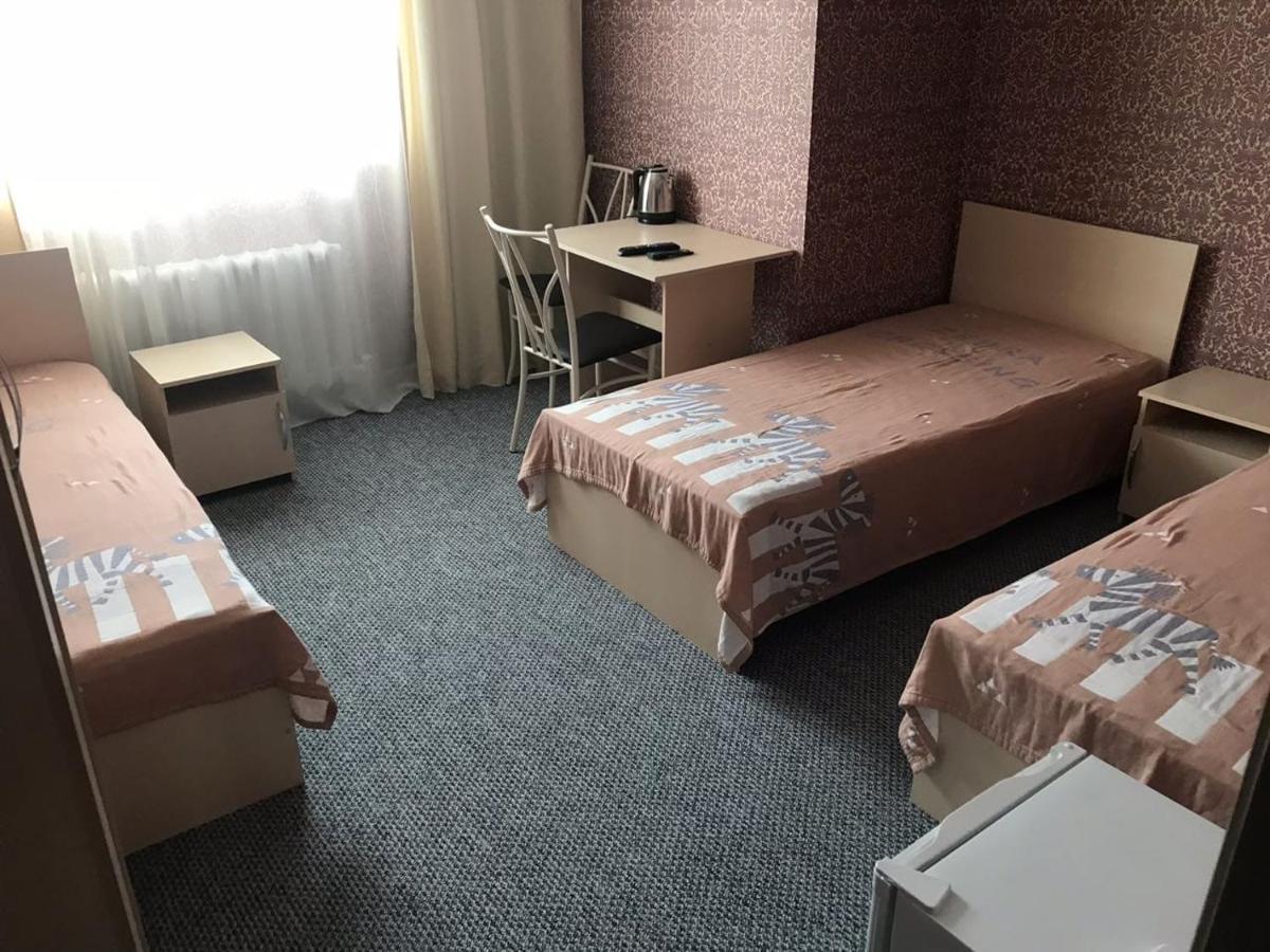 Makenty House Astana Vandrarhem Exteriör bild